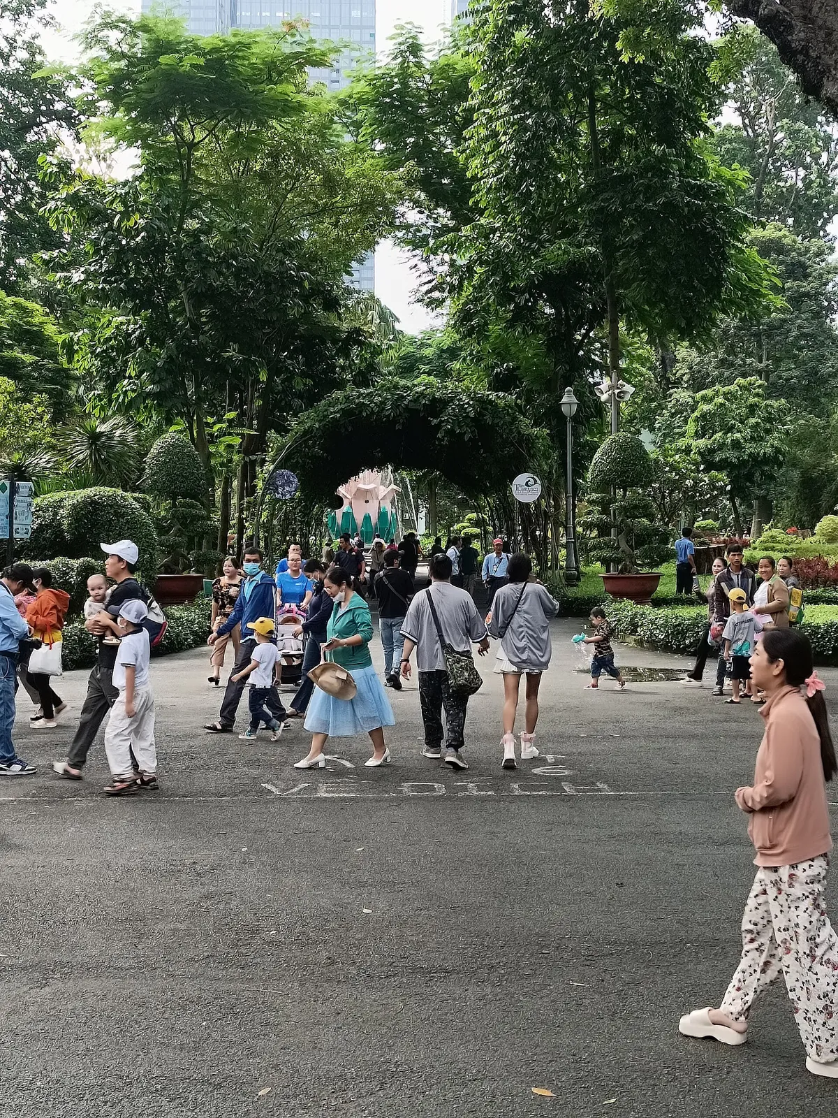 Saigon Zoo and Botanical Gardens