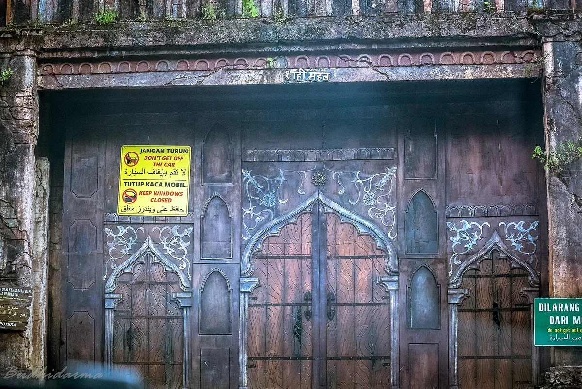 Taman Safari Indonesia