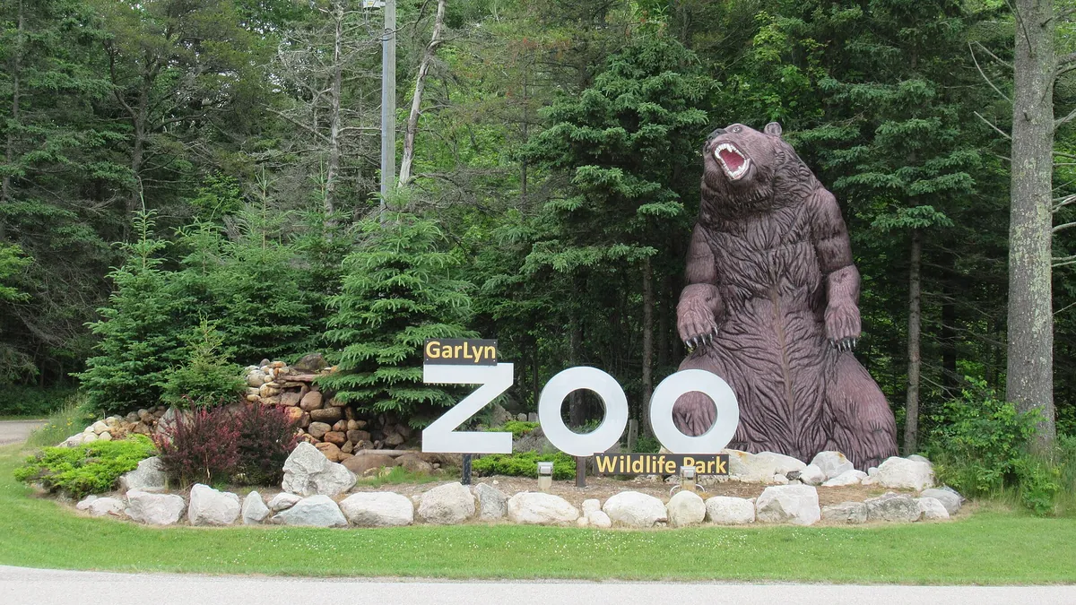 Garlyn Zoo
