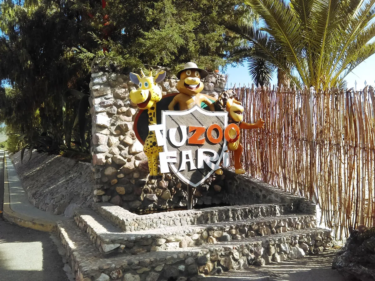 Tuzoofari