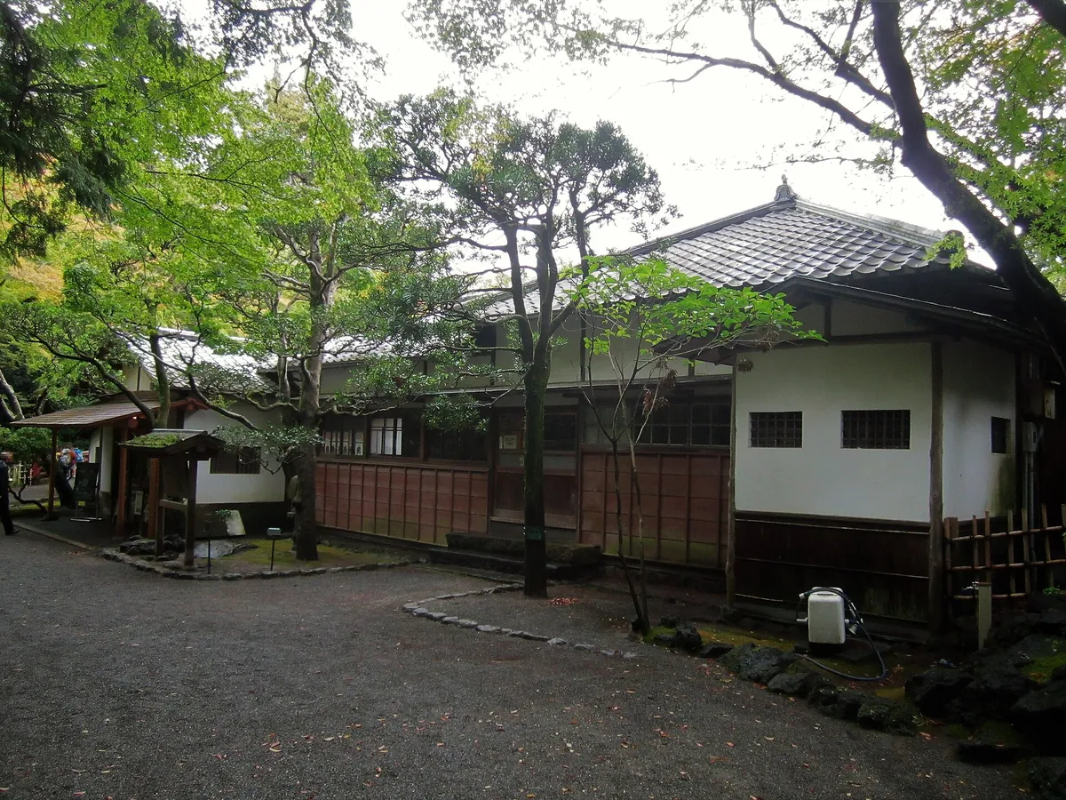 Rakuju-en