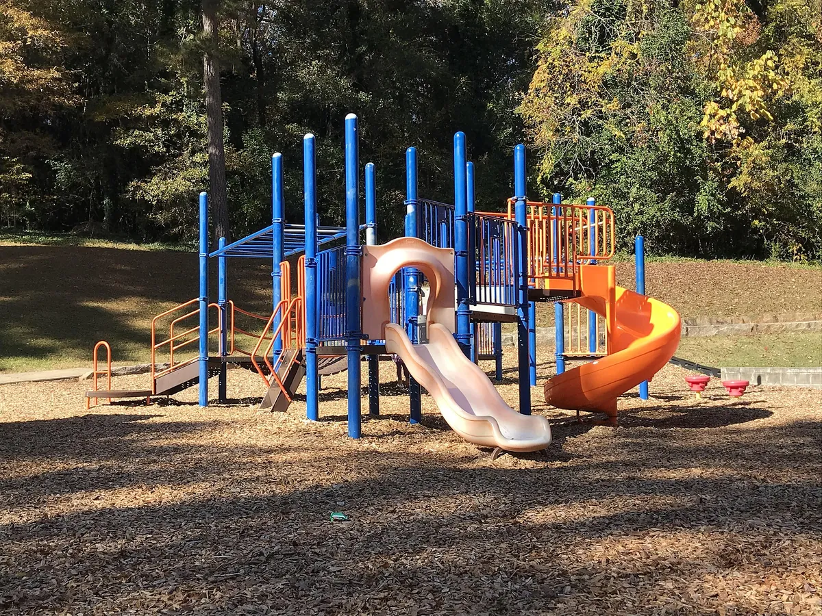 Bear Hollow Zoo